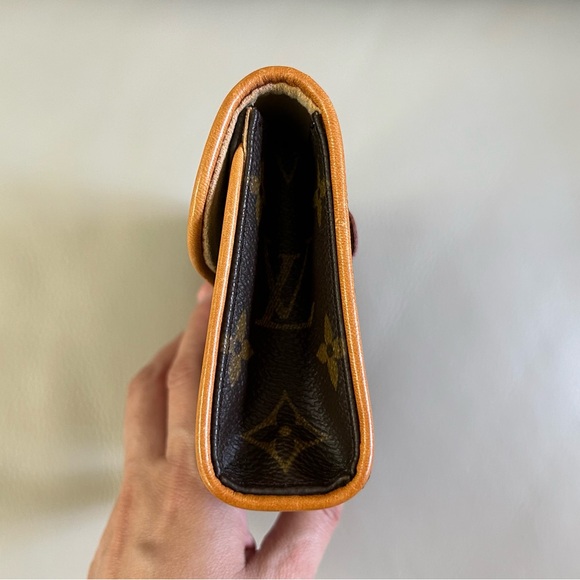 Authentic Vintage Louis Vuitton Florentine Belt Bag - Picture 5 of 14